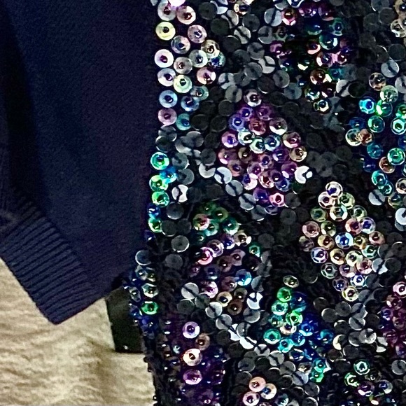 Isaac Mizrahi LIVE! Small diamond pattern sparkle sequin button sweater topper. - Picture 3 of 5